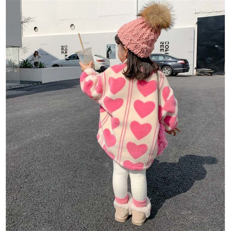 Jackets Girls Fleece Jacket Coat Cute Heart Pattern Warm Children Outerwear Sweatshirt Winter Fashion Kids Top Clothes 221010