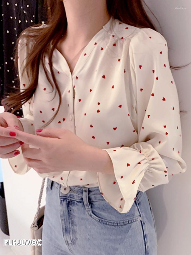 Women' Blouses Love Dot Blouse Tops Women Cute Sweet Girl Korea Japan Preppy Style Design Flare Sleeve V Neck Button Shirt White Black Red
Women' Blouses Love Dot Blouse Tops Women Cute Sweet Girl Korea Japan Preppy Style Design Flare Sleeve V Neck Button Shirt White Black Red