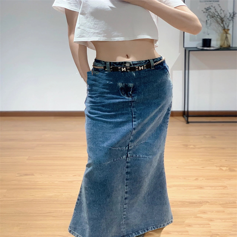 Fashion Designer Women Chain Belts C Metal Luxurys Designers Link Belt For Women Brand Classic Letter Buckle Waist Chain Black Waistbands
Fashion Designer Women Chain Belts C Metal Luxurys Designers Link Belt For Women Brand Classic Letter Buckle Waist Chain Black Waistbands