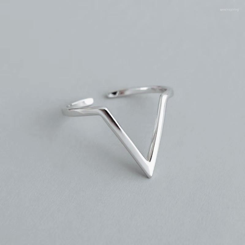 Wedding Rings Trendy Personality Punk Letter V For Women Lady Resizable Size Party Jewelry Charm Gifts
Wedding Rings Trendy Personality Punk Letter V For Women Lady Resizable Size Party Jewelry Charm Gifts