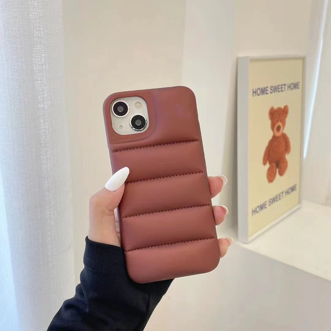Fashion Brand Down Jacket Phone Cases For Iphone 13 Pro Max i 12 11 XS XSmax XR 8 7Plus SE The Puffer Case Soft Silicone Cover Women Men Winter Style, Navy blue
Fashion Brand Down Jacket Phone Cases For Iphone 13 Pro Max i 12 11 XS XSmax XR 8 7Plus SE The Puffer Case Soft Silicone Cover Women Men Winter Style, Navy blue