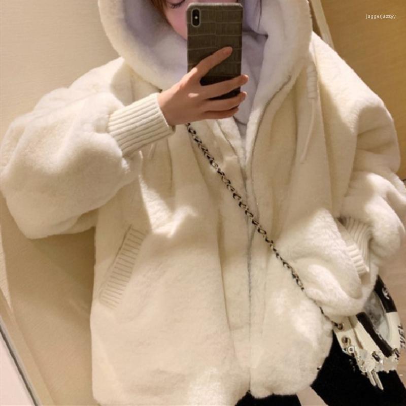 Women' Fur Autumn Winter Faux Lamb Coat Outerwear Female Hooded Loose Jacket Women Parka Oversized Casacos De Inverno Feminino, Beige 
Women' Fur Autumn Winter Faux Lamb Coat Outerwear Female Hooded Loose Jacket Women Parka Oversized Casacos De Inverno Feminino, Beige