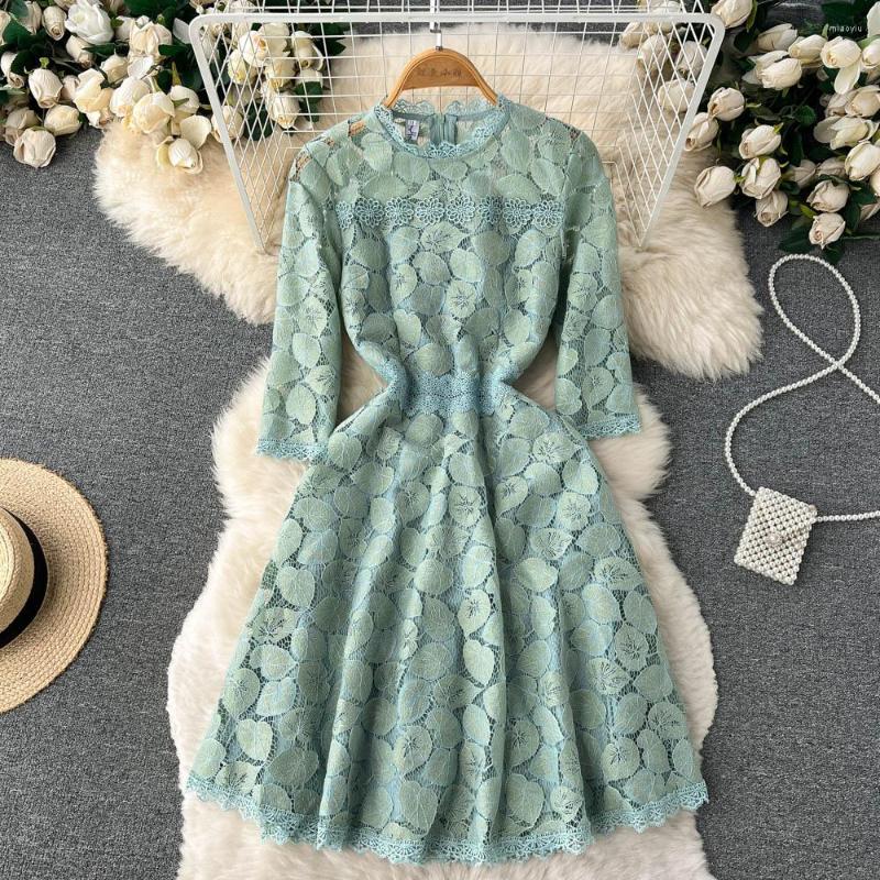 Casual Dresses Autumn High-end Sense Of Cold Wind Niche Design Hook Flower Hollow French Waist A-line Dress Women, Black
Casual Dresses Autumn High-end Sense Of Cold Wind Niche Design Hook Flower Hollow French Waist A-line Dress Women, Black