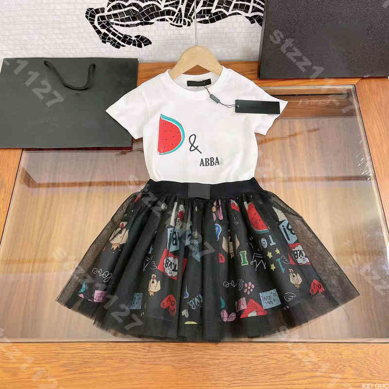DHL 22ss baby clothes cotton dress shirts set summer print short sleeve t-shirt D..G brand lace skirts shorts 2 piece suit luxury tracksuitsPMX4, Box;not sold separately
DHL 22ss baby clothes cotton dress shirts set summer print short sleeve t-shirt D..G brand lace skirts shorts 2 piece suit luxury tracksuitsPMX4, Box;not sold separately