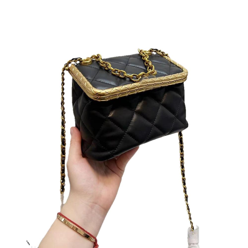 Designer Mini women shoulder bag genuine leather shoulderbag handbag crossbody bags purses ladies handbags famous brands tote Cosmetic bag, Black
Designer Mini women shoulder bag genuine leather shoulderbag handbag crossbody bags purses ladies handbags famous brands tote Cosmetic bag, Black