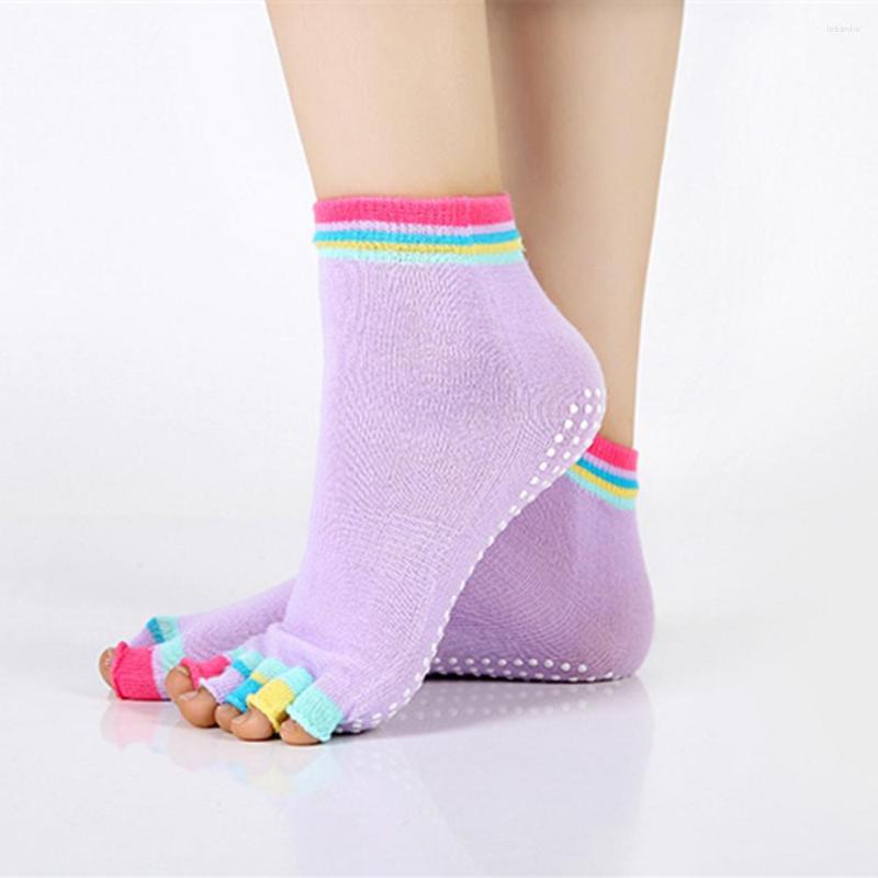 Sports Socks Half Toe Yoga Non-Slip Peep Anti-Slip Pilates Ankle Grip Durable Open Five Fingers Cotton S002, Black
Sports Socks Half Toe Yoga Non-Slip Peep Anti-Slip Pilates Ankle Grip Durable Open Five Fingers Cotton S002, Black