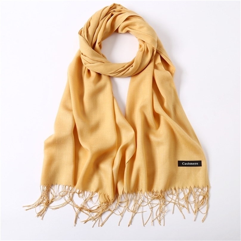 Scarves Luxury Brand Women Cashmere Solid Beach Scarf Spring Winter Thin Pashmina Shawls and Wraps Female Foulard Hijab Stoles 221010
Scarves Luxury Brand Women Cashmere Solid Beach Scarf Spring Winter Thin Pashmina Shawls and Wraps Female Foulard Hijab Stoles 221010