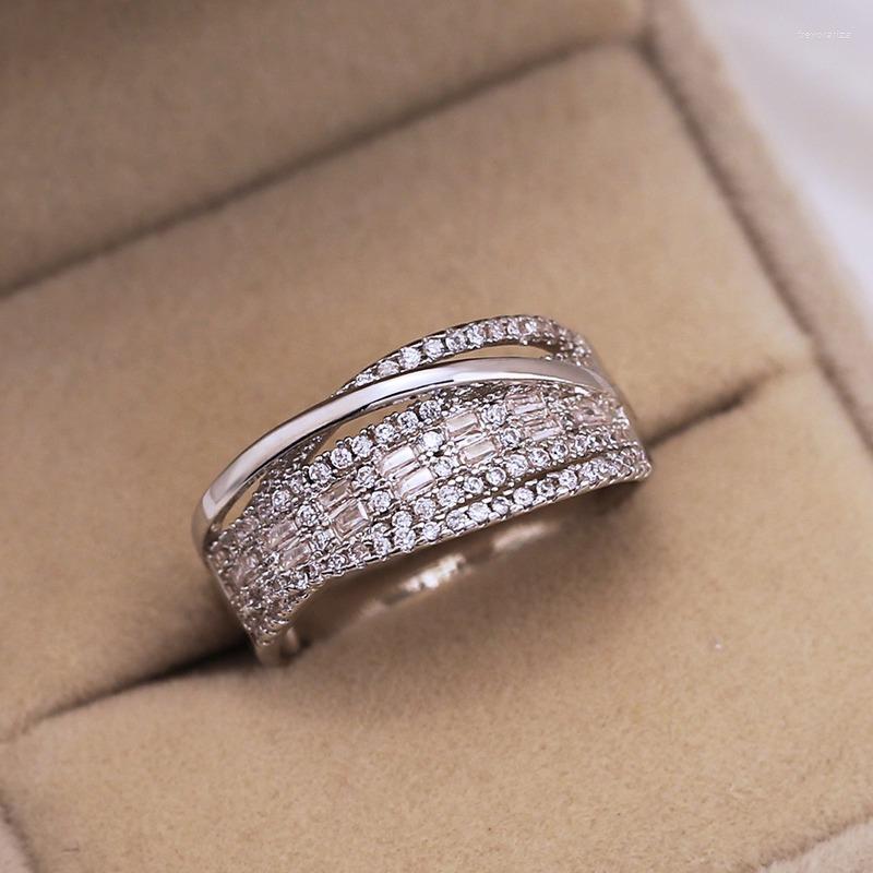 Cluster Rings Fashion Geometric Line Interlaced Ring Unique Design Creative Product Dinner Party Engagement
Cluster Rings Fashion Geometric Line Interlaced Ring Unique Design Creative Product Dinner Party Engagement