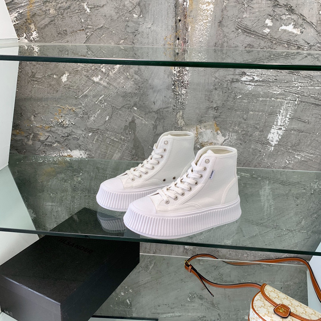 shoes designer top version pure handmade 2021 JI SAND big head casual sports sneakers high top, High quality laces
shoes designer top version pure handmade 2021 JI SAND big head casual sports sneakers high top, High quality laces