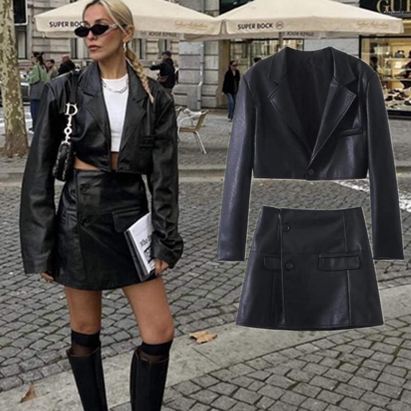 Women' Tracksuits Jenny&Dave 2022 Ins Blogger Sexy High Waist Mini Skirts Women Sets Fashion Street Short Pu Leather Jacket, Black
Women' Tracksuits Jenny&Dave 2022 Ins Blogger Sexy High Waist Mini Skirts Women Sets Fashion Street Short Pu Leather Jacket, Black