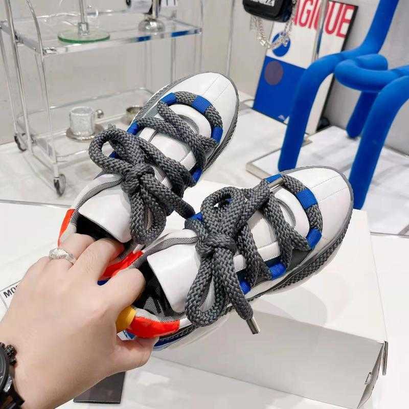 Family M's Little Bear Father's Shoes 2022 Spring New Muffin Thick Sole Women's High rise Casual Sneakers Color Contrast Real Leather, Red and white apricot belt 
Family M's Little Bear Father's Shoes 2022 Spring New Muffin Thick Sole Women's High rise Casual Sneakers Color Contrast Real Leather, Red and white apricot belt