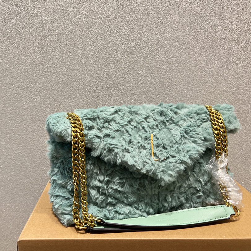 Stylish Plush Cloud Bags Chain Shoulder Bag Handbag Autumn Winter Woolly Handbags Totes Bag For Ladies Party Gift, As show
Stylish Plush Cloud Bags Chain Shoulder Bag Handbag Autumn Winter Woolly Handbags Totes Bag For Ladies Party Gift, As show
