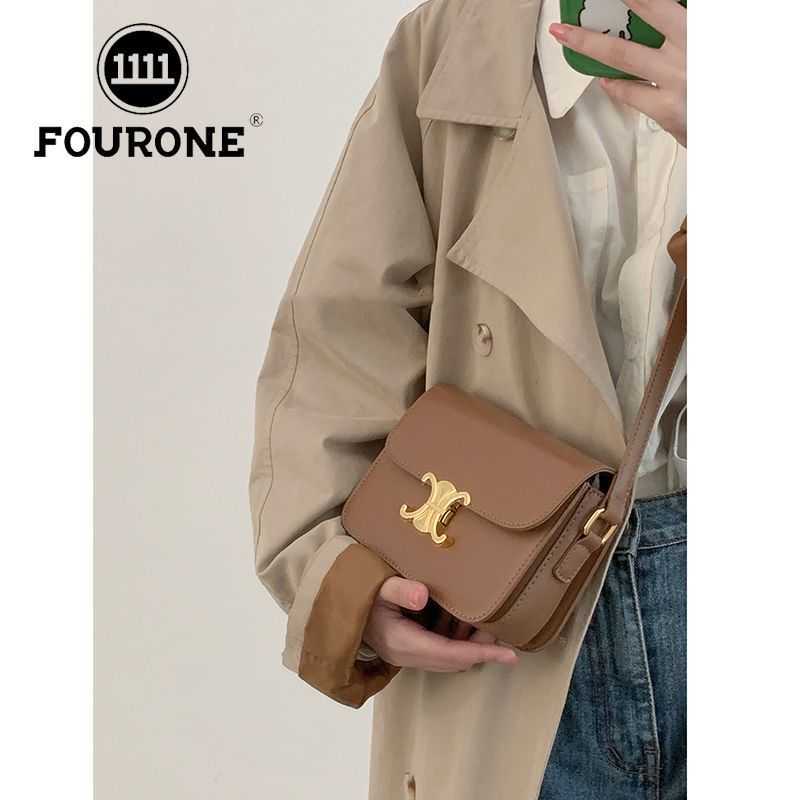 Evening Bags FOUR ONE Versatile ins Crossbody Bag Women 2022 Fashion Tofu Bag One Shoulder Small Square Bag, Nn-3116 red
Evening Bags FOUR ONE Versatile ins Crossbody Bag Women 2022 Fashion Tofu Bag One Shoulder Small Square Bag, Nn-3116 red