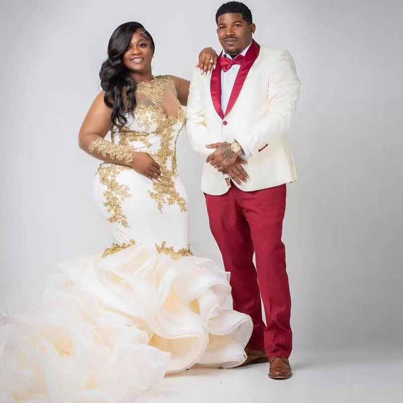 Plus Size Ruffles Prom Dresses 2023 Sheer Neck illusion long Sleeve Gold Appliques Evening Gowns Tier Tulle Train Robe De Mariee