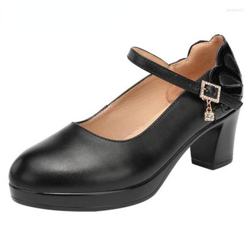 Dress Shoes 2022 Spring Leather Thick Heel Cheongsam Catwalk Women's High Heels Elegant, White 12cm
Dress Shoes 2022 Spring Leather Thick Heel Cheongsam Catwalk Women's High Heels Elegant, White 12cm
