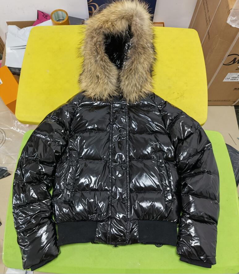 Womens Fur Hoody Down Jacket Black Designer Puffer Belt Slim Winter Coat From Factory
Womens Fur Hoody Down Jacket Black Designer Puffer Belt Slim Winter Coat From Factory