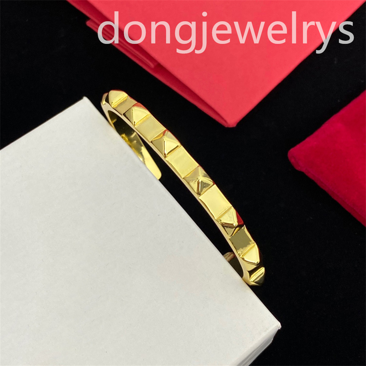 Designer Braceletes Cuff Luxury Bracelet Dongjewelrys Wedding Jewelry Gift Gold-Colored Stainless Steel Creative Design Bracelets
Designer Braceletes Cuff Luxury Bracelet Dongjewelrys Wedding Jewelry Gift Gold-Colored Stainless Steel Creative Design Bracelets