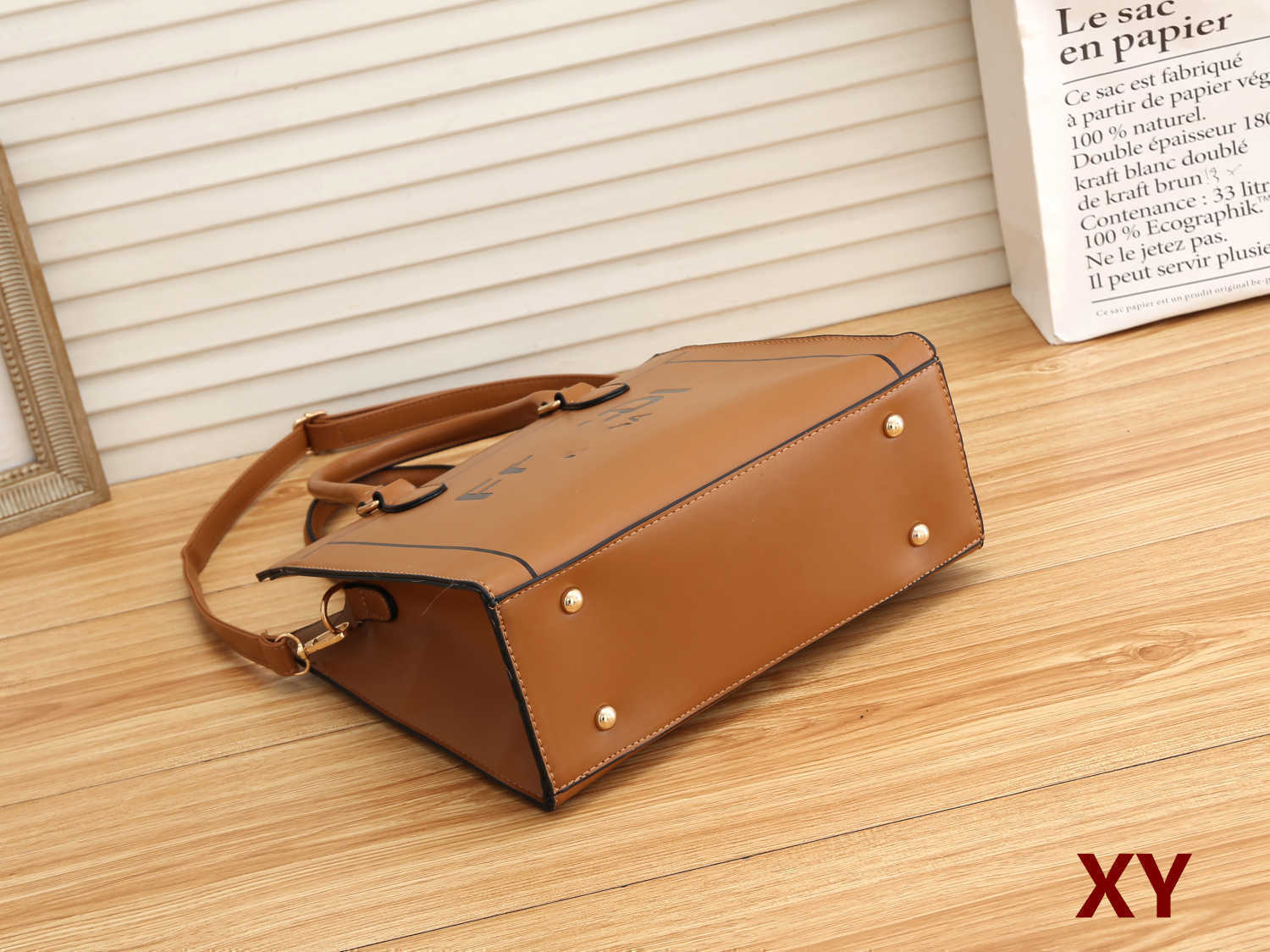 Luxury Brand Totes Bag Leather Lady Casual Tote Bag F letter black Fashion red 2pcs One Shoulder Bag Totes Casual Hand Bags W221010, Customer service
Luxury Brand Totes Bag Leather Lady Casual Tote Bag F letter black Fashion red 2pcs One Shoulder Bag Totes Casual Hand Bags W221010, Customer service
