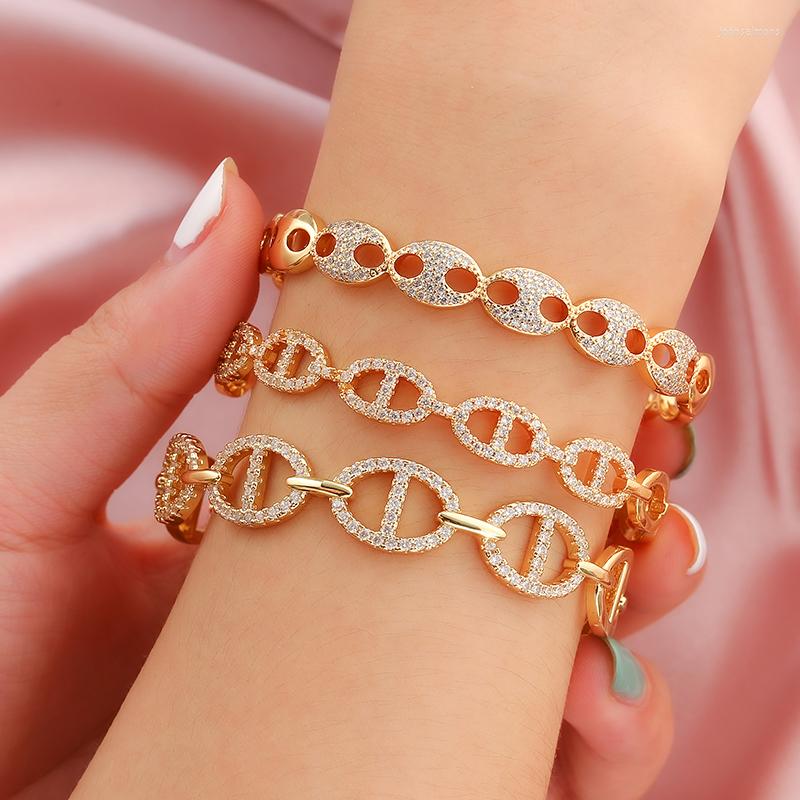 Bangle 2022 Metal Hollow Retro Fashion Bracelet For Woman Ins Trend Niche Design Adjustable Jewelry Christmas Gift Girl
Bangle 2022 Metal Hollow Retro Fashion Bracelet For Woman Ins Trend Niche Design Adjustable Jewelry Christmas Gift Girl