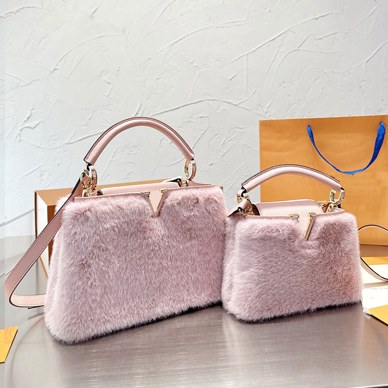 Classic Wool Capcines Tote Crossbody Bag Handbags Purse Women Shoulder Bags Removable Strap Leather Handle Fashion Letters Gold Hardware
Classic Wool Capcines Tote Crossbody Bag Handbags Purse Women Shoulder Bags Removable Strap Leather Handle Fashion Letters Gold Hardware