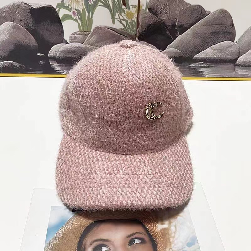 Autumn winter letter lamb hair baseball cap female Korean ins hairs blend fashion thickened warm cap, With logo
Autumn winter letter lamb hair baseball cap female Korean ins hairs blend fashion thickened warm cap, With logo