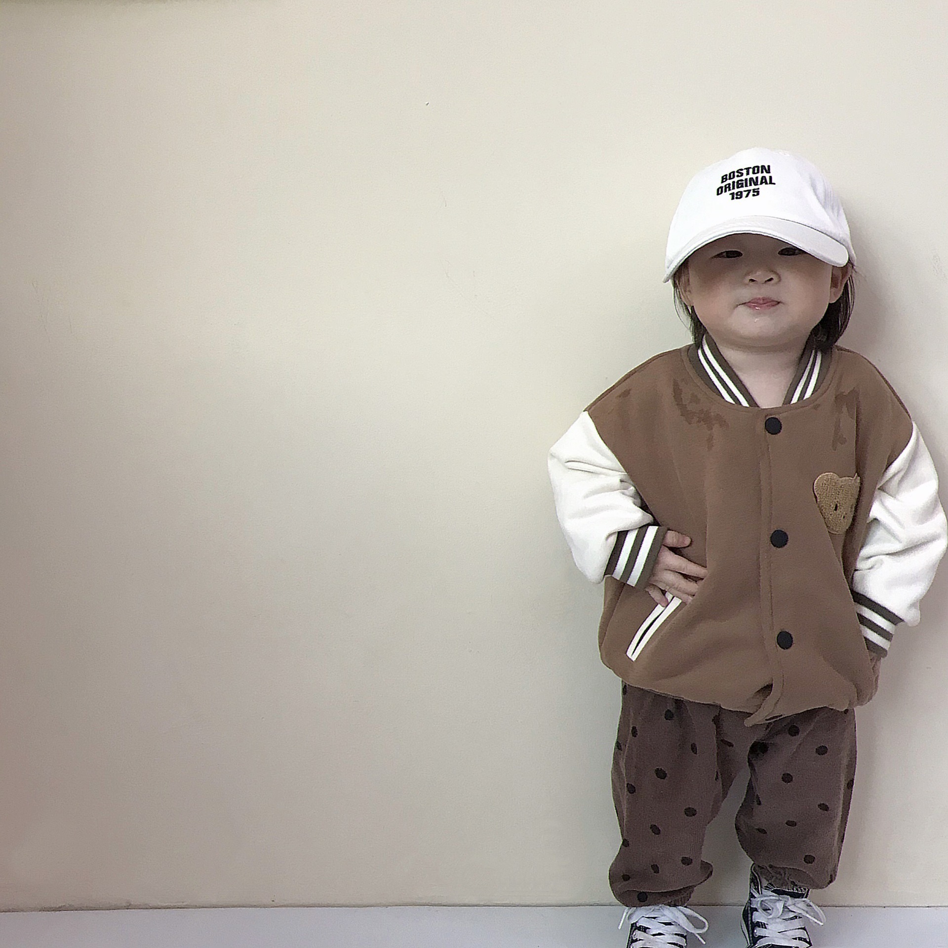 Jackets 9252 Children Clothes Patchwork Long Sleeve Baseball Autumn Winter Girl s Bear Coat Boy Coffee Dot Pant 221010