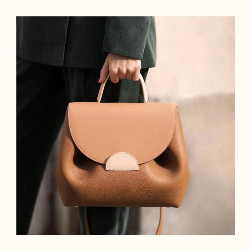 Tote Bags Women Polene Handbags Genuine Leather Shoulder Messenger Bag Female 2021 Fashion Daily Totes Lady Elegant Handbag303h, Black
Tote Bags Women Polene Handbags Genuine Leather Shoulder Messenger Bag Female 2021 Fashion Daily Totes Lady Elegant Handbag303h, Black