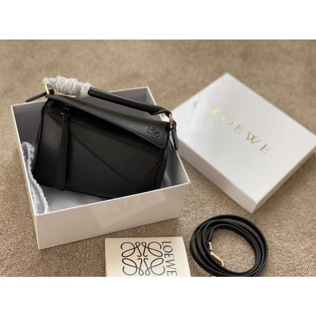 U44L Lightweight Bags Tote Women Leather Saddle Handbag Lovewes Messenger Fashion Designer Crossbody Female Purses Party Shopping Vacation Shoulder Bags, Black
U44L Lightweight Bags Tote Women Leather Saddle Handbag Lovewes Messenger Fashion Designer Crossbody Female Purses Party Shopping Vacation Shoulder Bags, Black