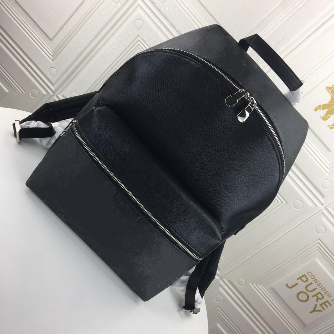 Men Discovery Backpacks Unisex Genuine Leather Shoulder Bag Designers Luxurys Bags Top Quality Man Brand Backpack Handbags, Blue
Men Discovery Backpacks Unisex Genuine Leather Shoulder Bag Designers Luxurys Bags Top Quality Man Brand Backpack Handbags, Blue