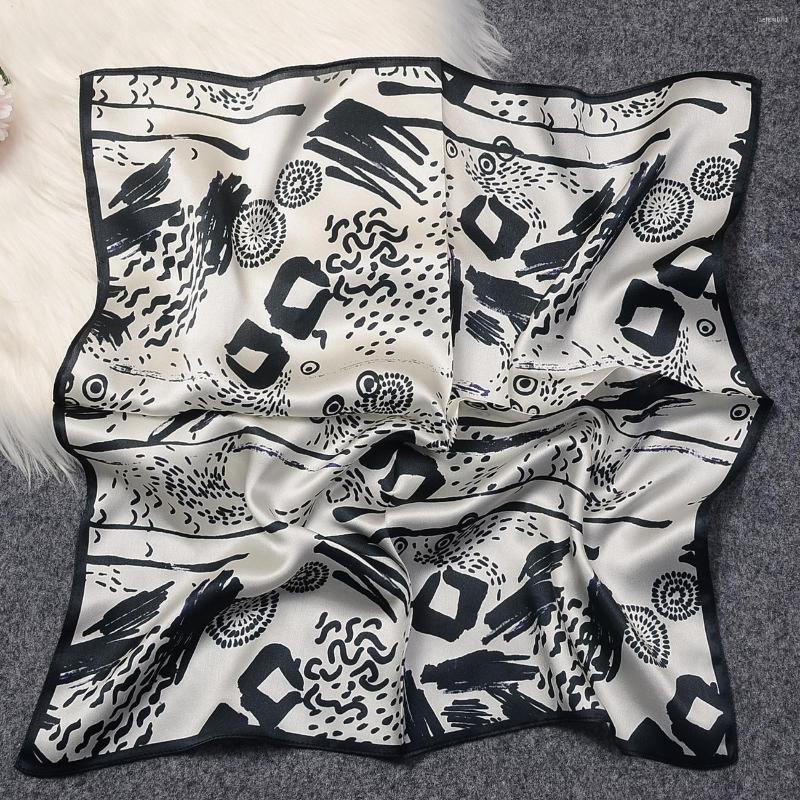 Scarves Pure Silk Scarf Women Crayon Drawing Doodle Wraps Foulards Head Neckerchief Hijab Tie Bandana 53X53CM
Scarves Pure Silk Scarf Women Crayon Drawing Doodle Wraps Foulards Head Neckerchief Hijab Tie Bandana 53X53CM