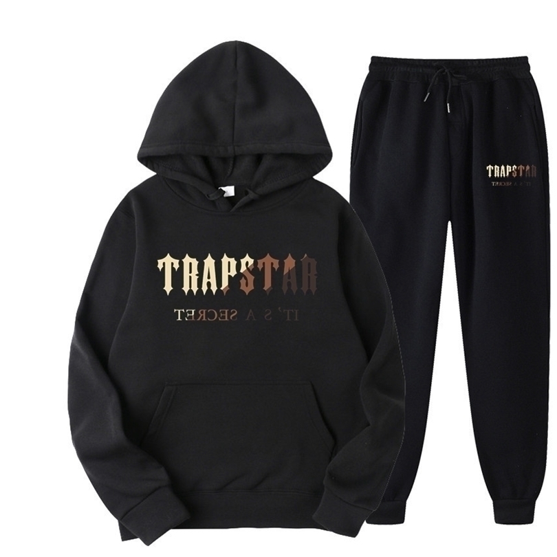 Mens Tracksuits Tracksuit TRAPSTAR Brand Printed Sportswear Men 15 Colors Warm Two Pieces Set Loose Hoodie Sweatshirt Pants Set Hoodie jogging 221010, Color
Mens Tracksuits Tracksuit TRAPSTAR Brand Printed Sportswear Men 15 Colors Warm Two Pieces Set Loose Hoodie Sweatshirt Pants Set Hoodie jogging 221010, Color