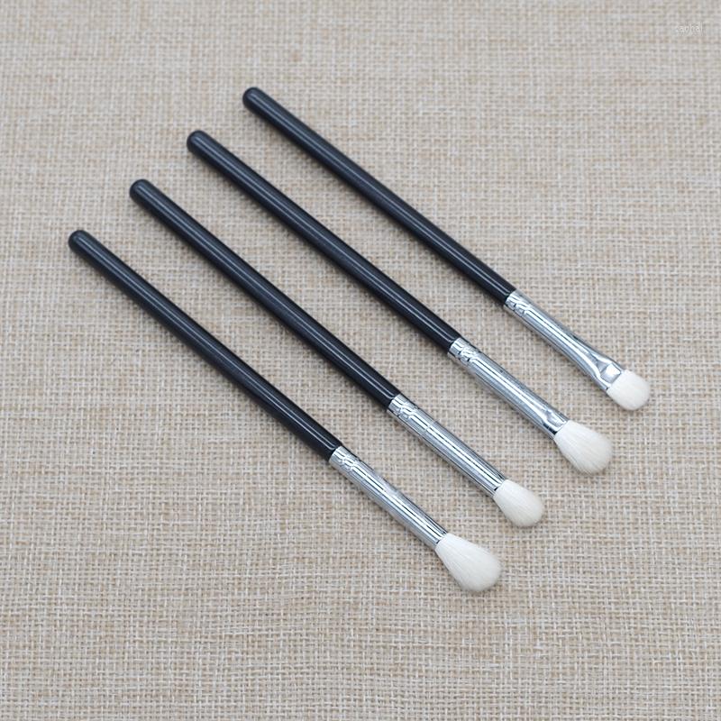 Makeup Brushes Professional Handmade Kit Soft Saikoho Goat Hair 4pcs Simple Eye Shadow Blending Brush Set Make Up
Makeup Brushes Professional Handmade Kit Soft Saikoho Goat Hair 4pcs Simple Eye Shadow Blending Brush Set Make Up