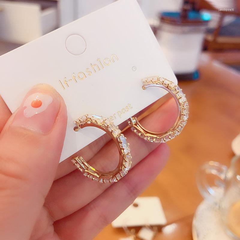 Hoop Earrings 2022 High Quality Bling Cubic Zirconia Jewelry Stud For Women Girls Korean Gold Copper C Shape Aretes De Mujer
Hoop Earrings 2022 High Quality Bling Cubic Zirconia Jewelry Stud For Women Girls Korean Gold Copper C Shape Aretes De Mujer