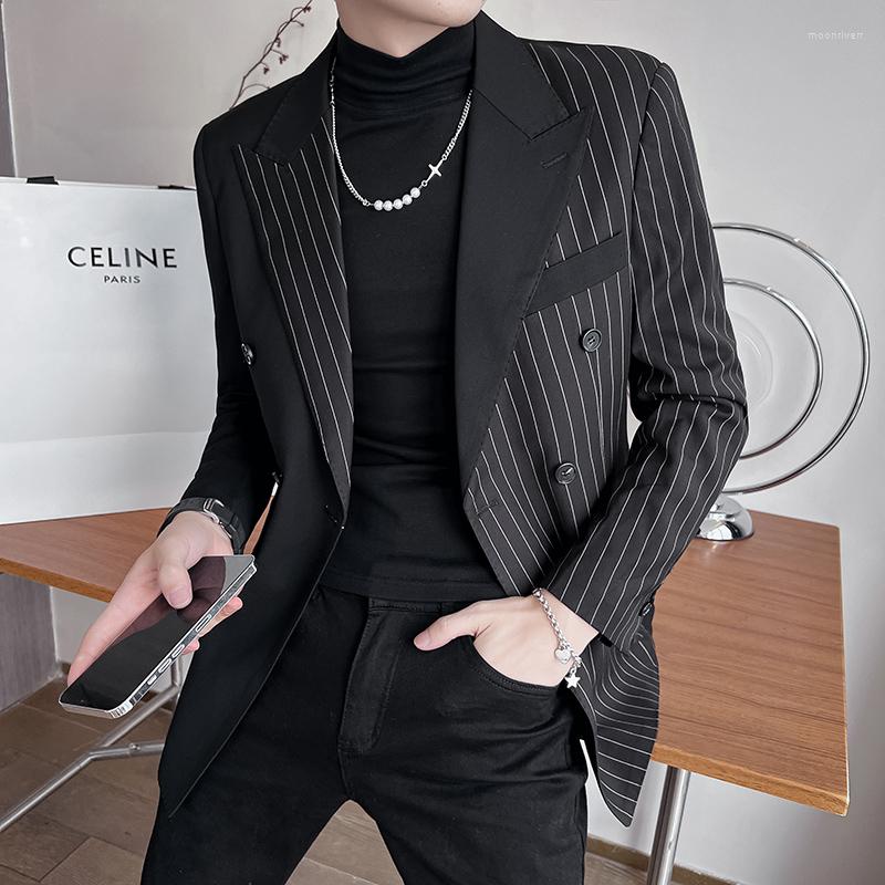 Men's Suits Autumn Winter Double Breasted Men Blazers Fashion Stripe Splicing Business Casual Suit Jacket Slim Wedding Social Costume Homme, Black
Men's Suits Autumn Winter Double Breasted Men Blazers Fashion Stripe Splicing Business Casual Suit Jacket Slim Wedding Social Costume Homme, Black