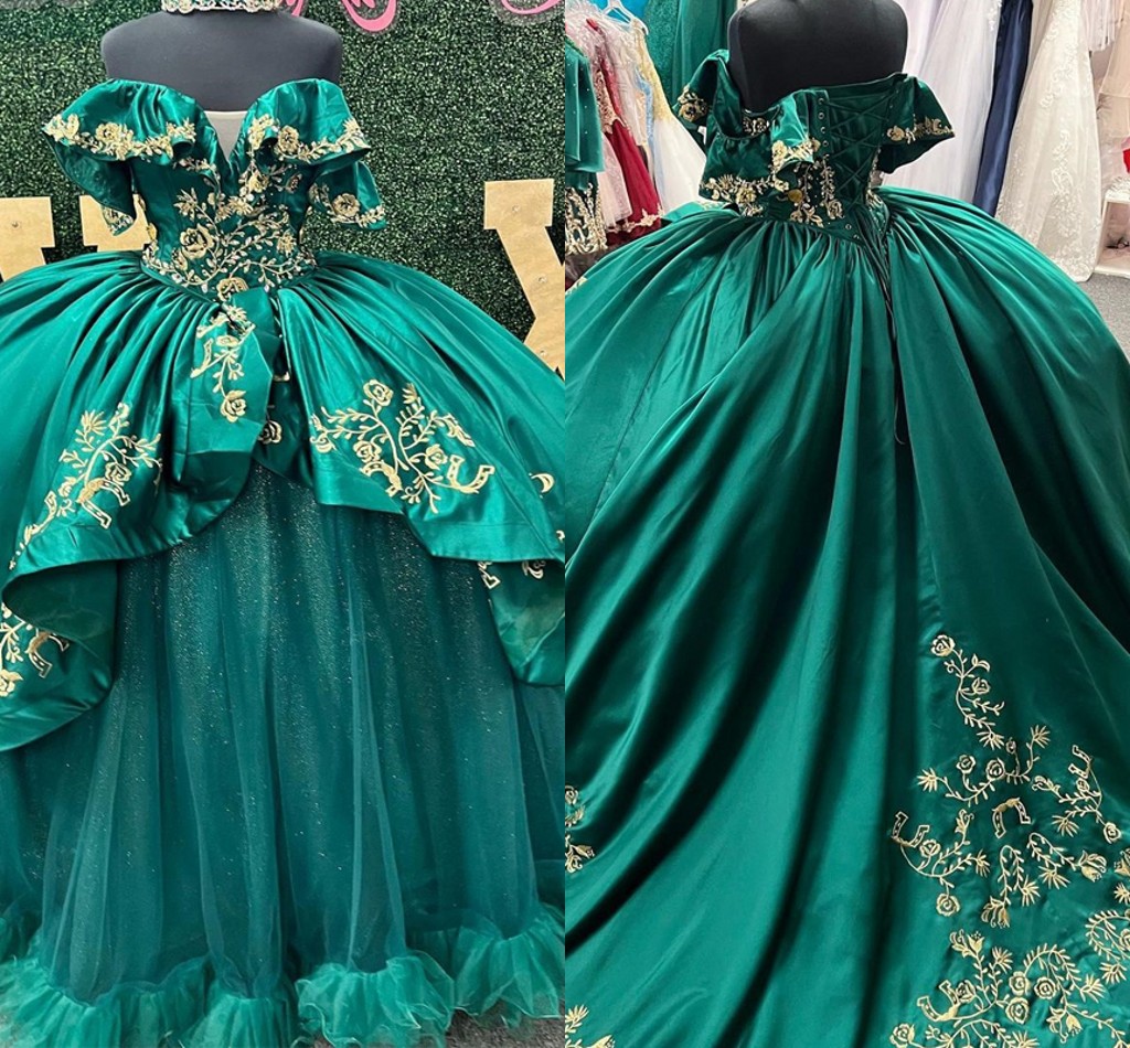2023 Vintage Charro Quinceanera Dresses Mexican Theme Gold Embroidered Ruffle Ball Gowns Layers Skirt Short Sleeve Sweet 15 Dress Sweet 16 Girls Prom, Brown
2023 Vintage Charro Quinceanera Dresses Mexican Theme Gold Embroidered Ruffle Ball Gowns Layers Skirt Short Sleeve Sweet 15 Dress Sweet 16 Girls Prom, Brown