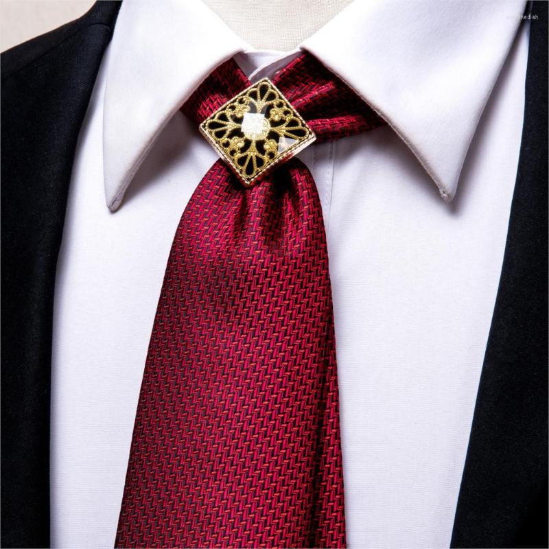 Bow Ties Hi-Tie Red Business Men's Bolo Tie Gold Ring Silk Luxury For Men Floral Hanky Cufflinks Set Wedding High Quality NeckTie
Bow Ties Hi-Tie Red Business Men's Bolo Tie Gold Ring Silk Luxury For Men Floral Hanky Cufflinks Set Wedding High Quality NeckTie