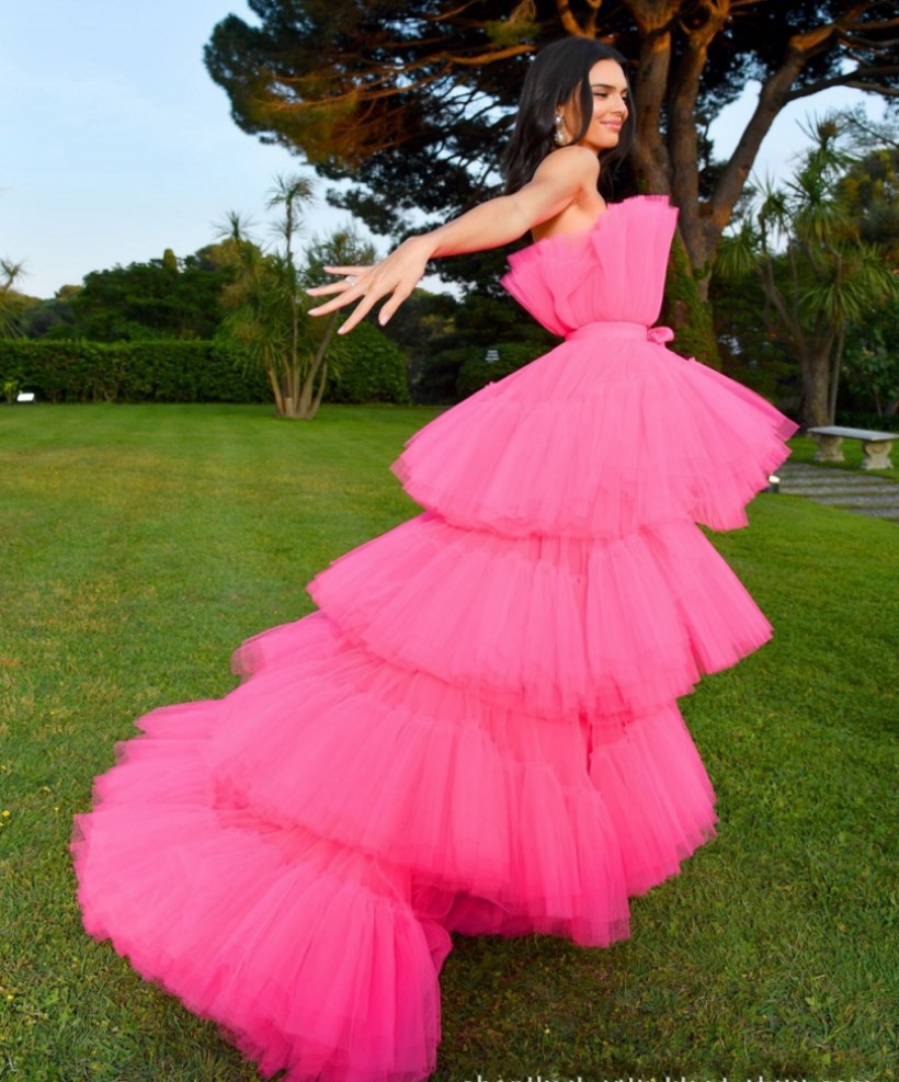 Fashion Fuchsia High Low Evening Prom Dress Celebrity Style 2022 Strapless Tiered Ruffles Tulle Women Formal Party Gowns Robes De Soiree Vestidos Gala