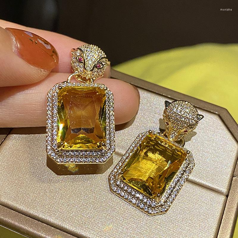 Hoop Earrings Vintage Yellow Stone Animal For Women Square Pendant Temperament Jewelry 2022 Birthday Gift Dinner Accessories
Hoop Earrings Vintage Yellow Stone Animal For Women Square Pendant Temperament Jewelry 2022 Birthday Gift Dinner Accessories