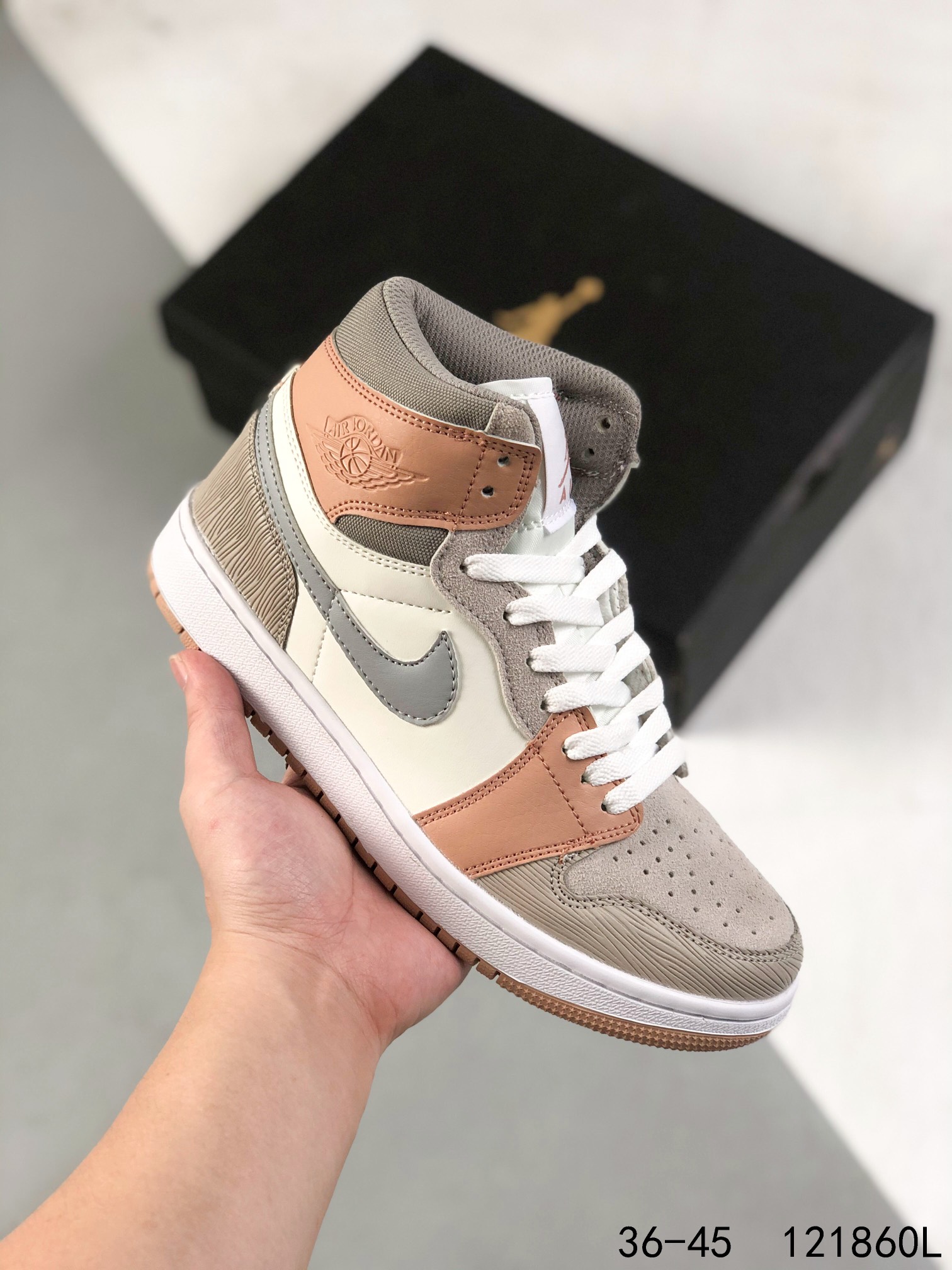Nike Air Jordan 1 N1023 Basketball Shoes Mens Sneakers Sail Red Thunder Military Black Cat White Oreo Patent Bred Hyper Royal Bred Universit, Color (12)
Nike Air Jordan 1 N1023 Basketball Shoes Mens Sneakers Sail Red Thunder Military Black Cat White Oreo Patent Bred Hyper Royal Bred Universit, Color (12)