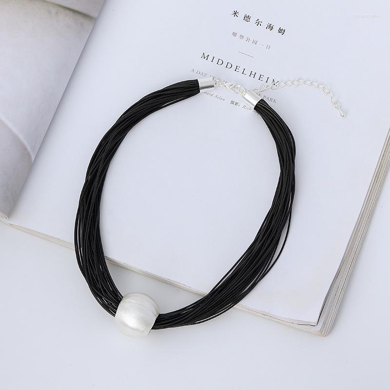 Choker ALLYES Simple Silver Color Metal Ball Black Necklace For Women Vintage Charms Multilayer Leather Jewelry Gifts
Choker ALLYES Simple Silver Color Metal Ball Black Necklace For Women Vintage Charms Multilayer Leather Jewelry Gifts
