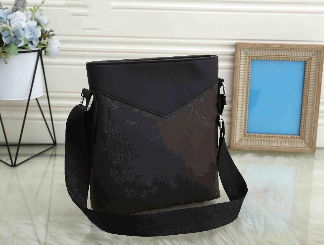 Men messenger bag Handbags Shoulder crossbody Bags brand Luxurys Designers women zipper Bag's leather wallet waist pack Satchels purse Large capacity carry pocket, Add freight
Men messenger bag Handbags Shoulder crossbody Bags brand Luxurys Designers women zipper Bag's leather wallet waist pack Satchels purse Large capacity carry pocket, Add freight