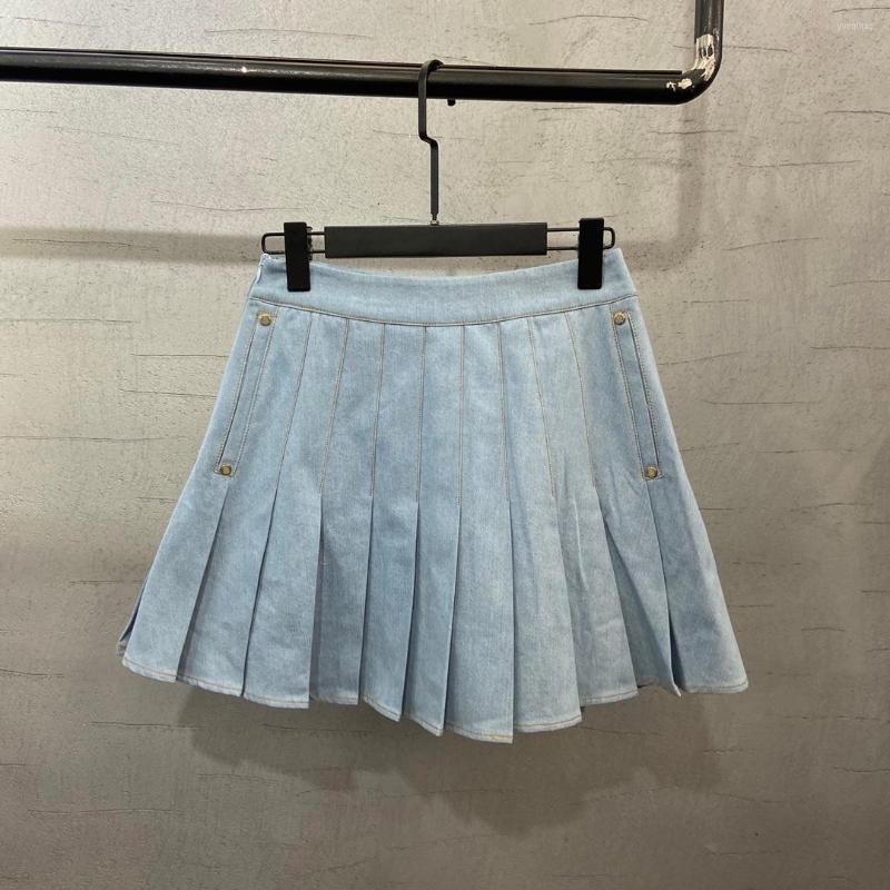Skirts Half Skirt Fashion Temperament Slim Thin Exquisite And Elegant 2022 Summer Season 0718, Picture color
Skirts Half Skirt Fashion Temperament Slim Thin Exquisite And Elegant 2022 Summer Season 0718, Picture color
