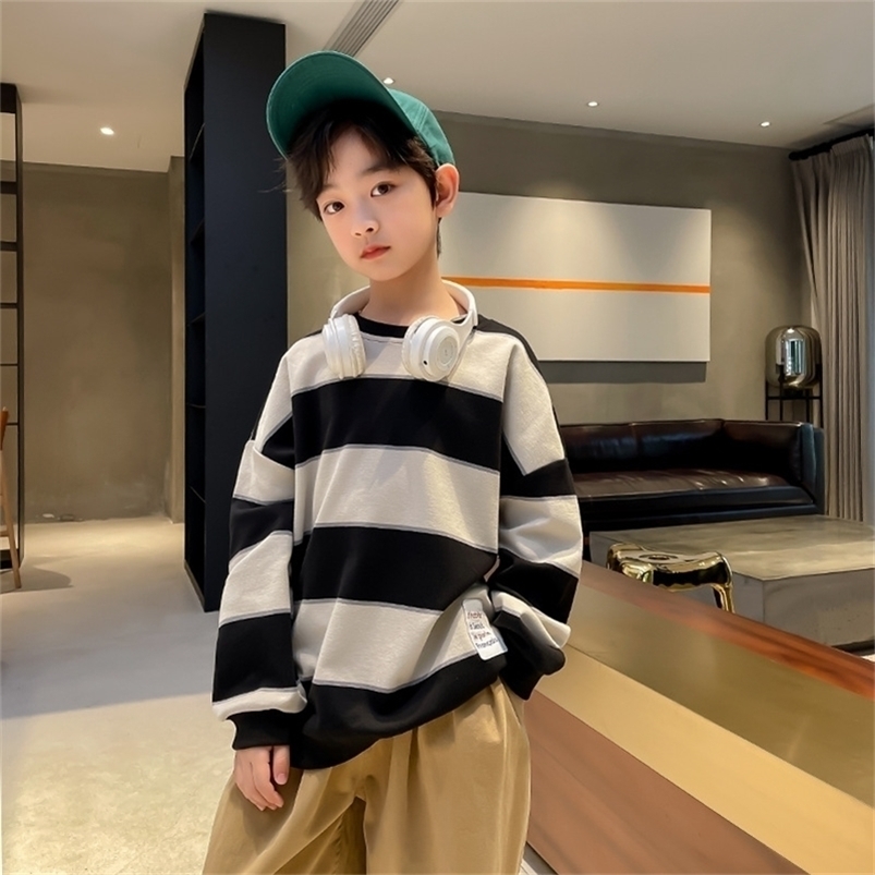 Pullover Spring Fall Bottoming Shirt Boys Casul Sport Roun Neck Sweatshirt Children Striped Sweats Teen Fashion Trend Clothes 221010, Blue
Pullover Spring Fall Bottoming Shirt Boys Casul Sport Roun Neck Sweatshirt Children Striped Sweats Teen Fashion Trend Clothes 221010, Blue