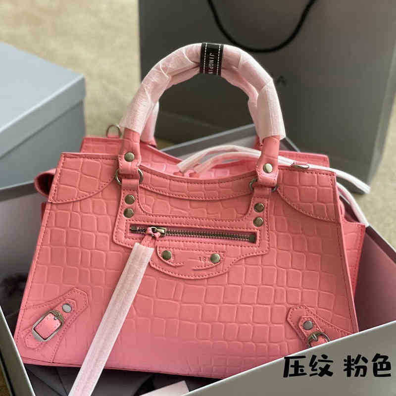 Evening bag Cowhide Designer Layer Handbags Motorcycle Aristocrati Women Fashion bag Trend Shoulder Cross body black Totes, Pink
Evening bag Cowhide Designer Layer Handbags Motorcycle Aristocrati Women Fashion bag Trend Shoulder Cross body black Totes, Pink