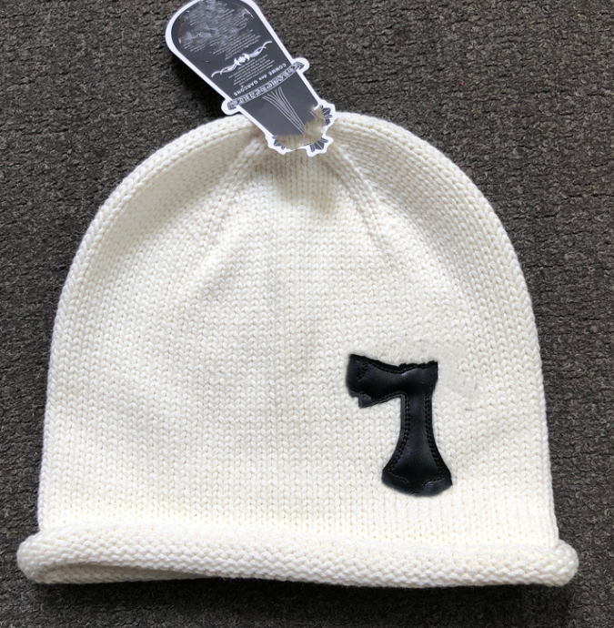 Fashion knitted hat arctic velvet Korean version thickened warm European and American ins temperament all wear hat women's fashion, Aspic
Fashion knitted hat arctic velvet Korean version thickened warm European and American ins temperament all wear hat women's fashion, Aspic