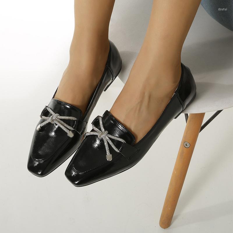 Dress Shoes Spring Summer Women's Patent Leather Small Low-top Shallow Mouth Bow Casual Slip-on Zapatos Planos, Beige
Dress Shoes Spring Summer Women's Patent Leather Small Low-top Shallow Mouth Bow Casual Slip-on Zapatos Planos, Beige