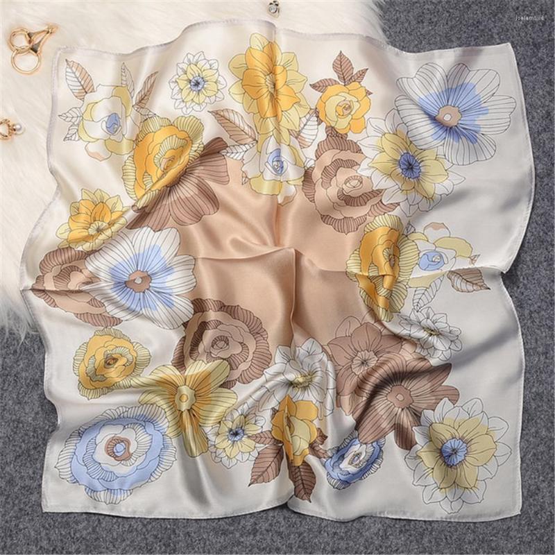 Scarves 53CM Natural Silk Scarf Geometric Print Square Wraps Small Head Handkerchief Tie Hijabs Echarpes Foulards Shawl
Scarves 53CM Natural Silk Scarf Geometric Print Square Wraps Small Head Handkerchief Tie Hijabs Echarpes Foulards Shawl