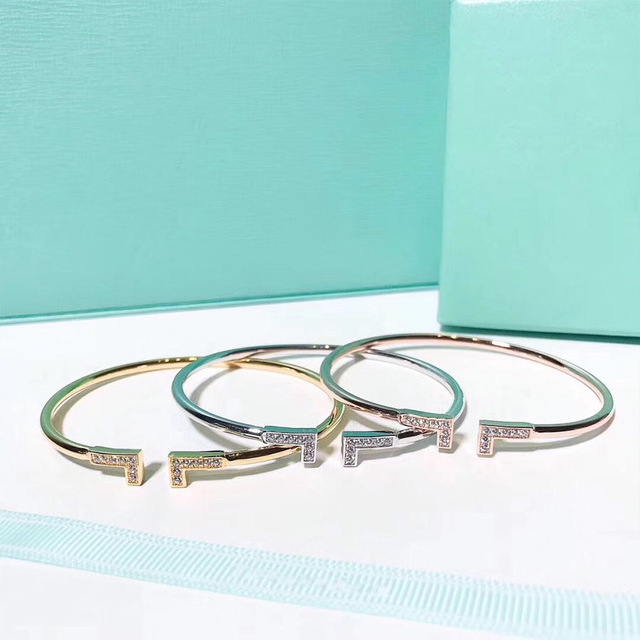 Elegant Bracelet Fashion Bangle Wedding Bracelets Man Woman Chain Special Design Jewelry8163578
Elegant Bracelet Fashion Bangle Wedding Bracelets Man Woman Chain Special Design Jewelry8163578