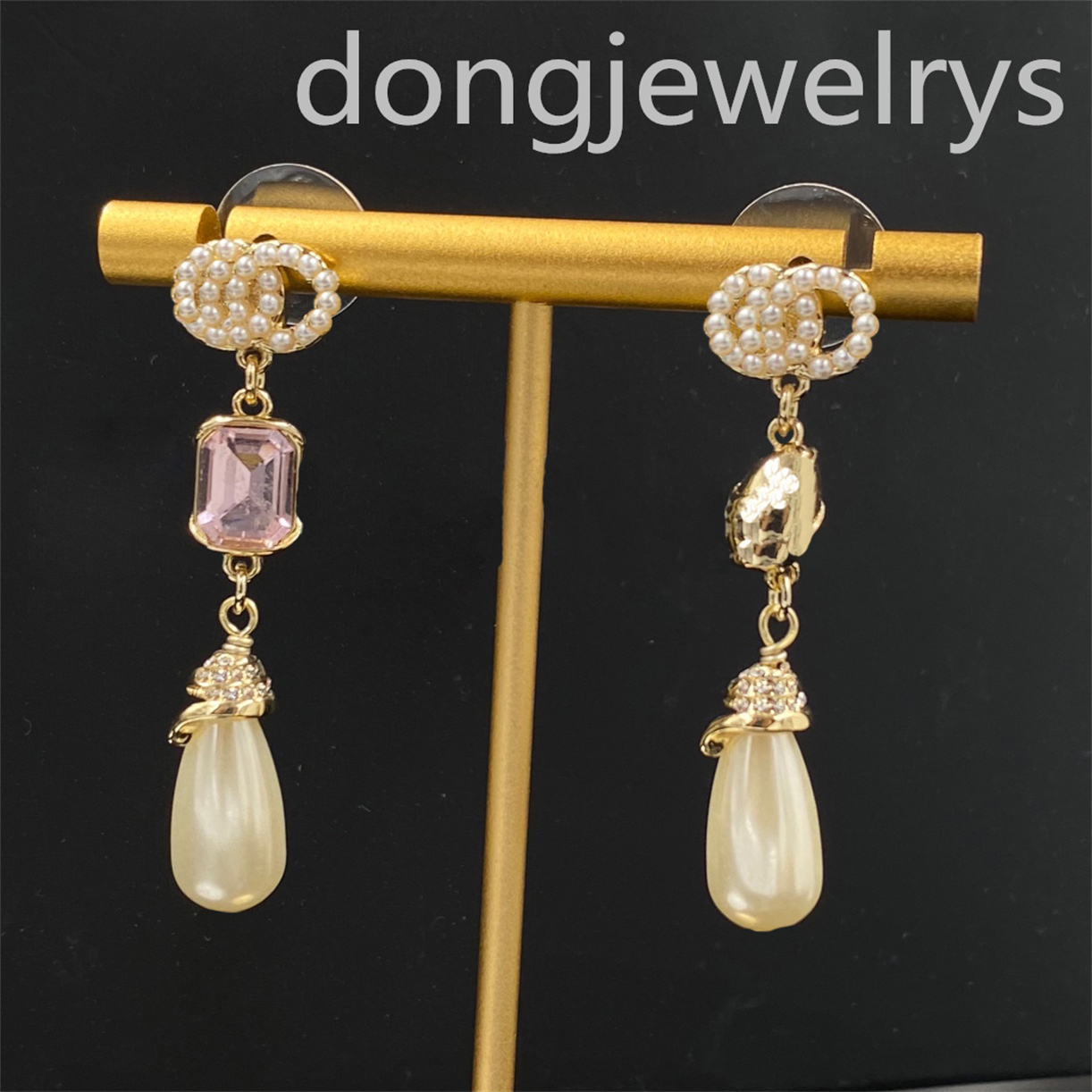 Vintage Geometric Luxury Style Earrings Designer Jewelry Earring Dangle Chandelier Stud Dongjewelrys Fashion Crystal Earring Eardrop
Vintage Geometric Luxury Style Earrings Designer Jewelry Earring Dangle Chandelier Stud Dongjewelrys Fashion Crystal Earring Eardrop