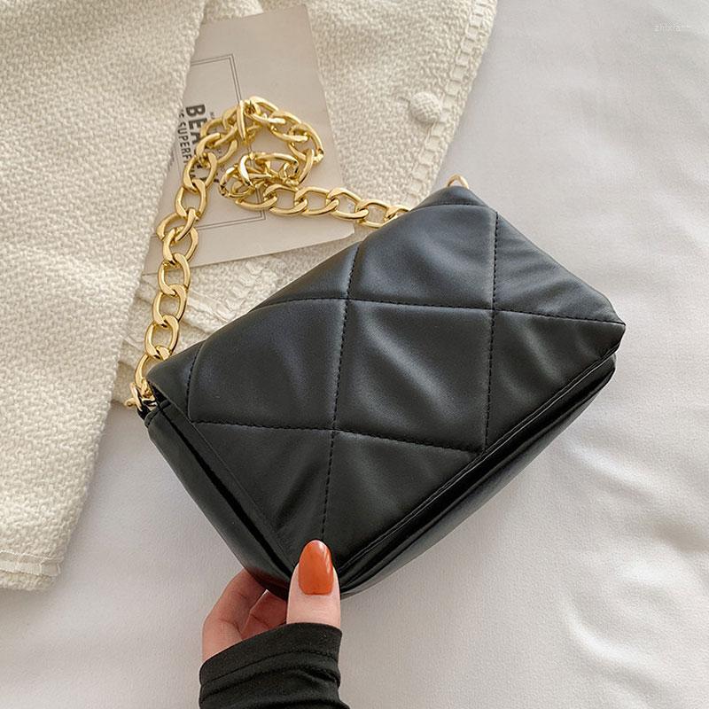 Evening Bags Fashion Chain Solid Color Handbags For Women High Quality Pu Leather Female Shoulder Bag Designer Simple Trend Crossbody, Black
Evening Bags Fashion Chain Solid Color Handbags For Women High Quality Pu Leather Female Shoulder Bag Designer Simple Trend Crossbody, Black